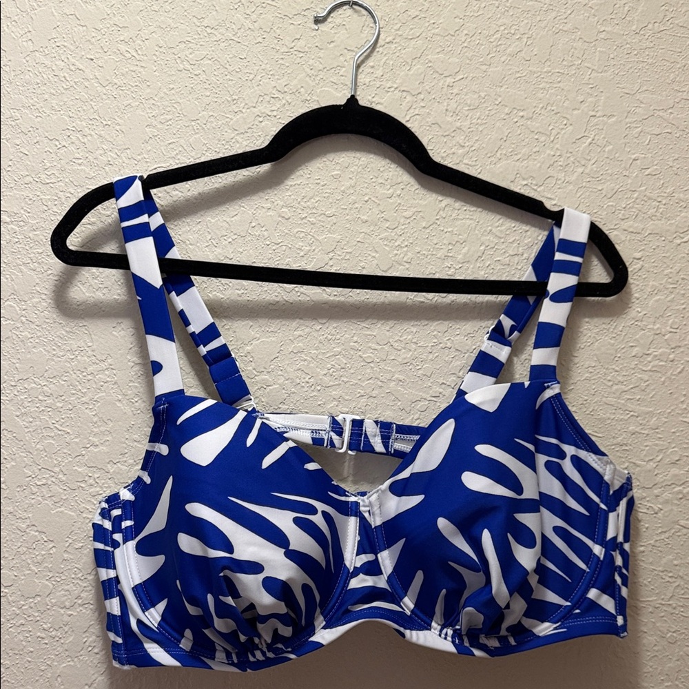 Kona Sol Women’s Blue Coral Print Bathing Suit SET